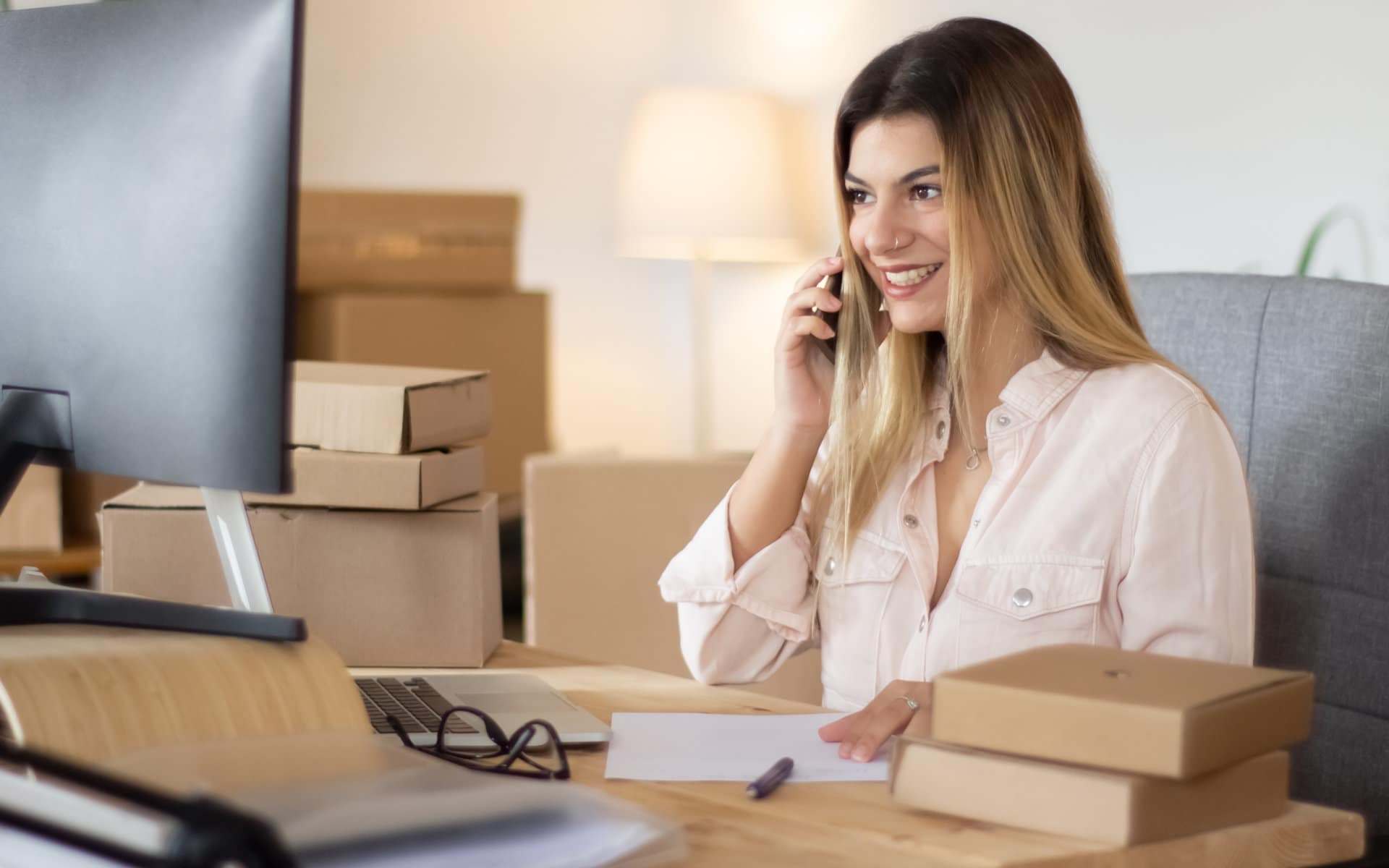 Apoyo Legal en Comercio Exterior hero 03